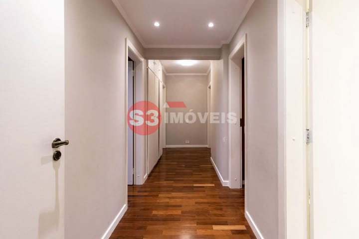 Apartamento à venda com 4 quartos, 187m² - Foto 16