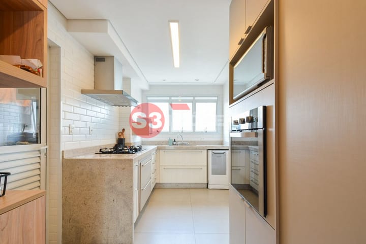 Apartamento à venda com 3 quartos, 188m² - Foto 17