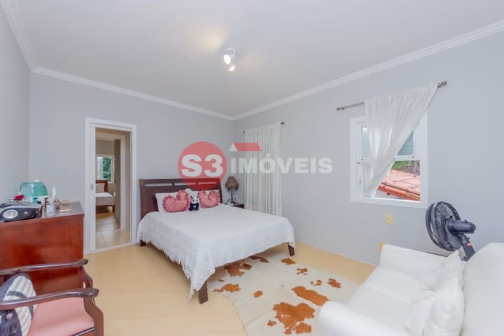 Casa à venda com 3 quartos, 300m² - Foto 19