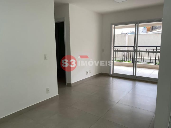 Apartamento à venda com 2 quartos, 70m² - Foto 15