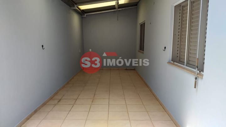 Casa para alugar com 4 quartos, 161m² - Foto 14