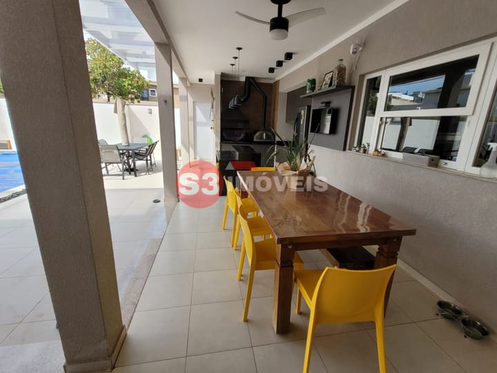 Casa de Condomínio à venda com 4 quartos, 400m² - Foto 39