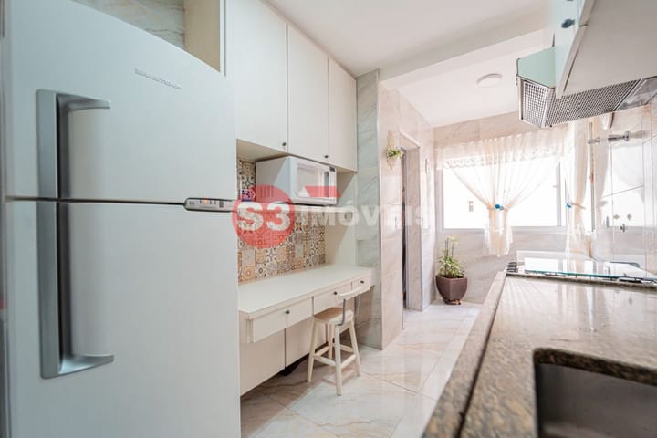 Apartamento à venda com 2 quartos, 70m² - Foto 17