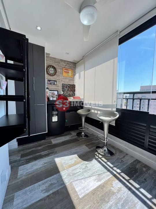 Apartamento à venda com 2 quartos, 62m² - Foto 3