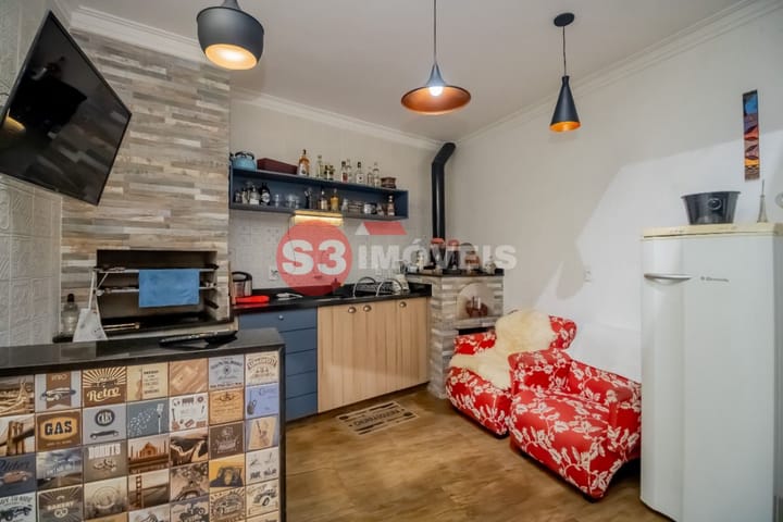 Casa à venda com 3 quartos, 200m² - Foto 21