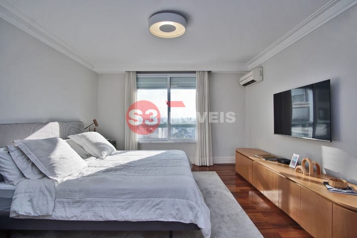 Apartamento à venda com 3 quartos, 222m² - Foto 7