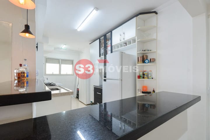 Apartamento à venda com 2 quartos, 65m² - Foto 13