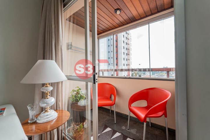 Apartamento à venda com 2 quartos, 70m² - Foto 7