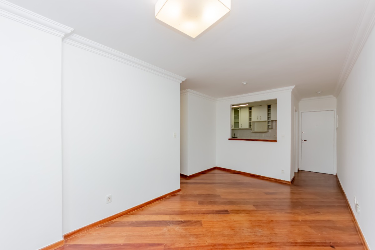 Apartamento à venda com 2 quartos, 68m² - Foto 4