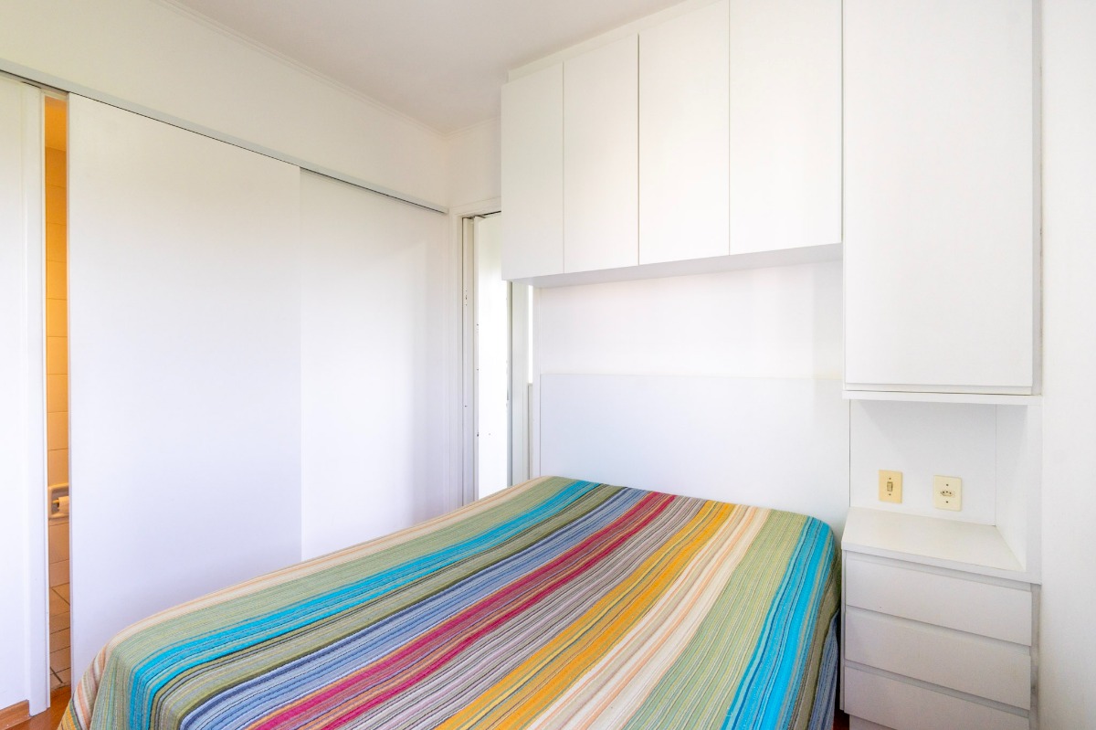 Apartamento à venda com 3 quartos, 82m² - Foto 22