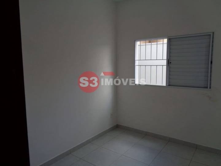 Casa à venda com 6 quartos, 250m² - Foto 15