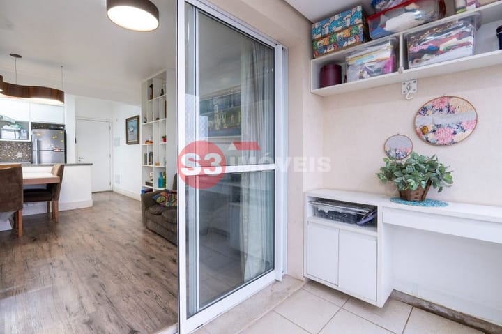 Apartamento à venda com 2 quartos, 77m² - Foto 6