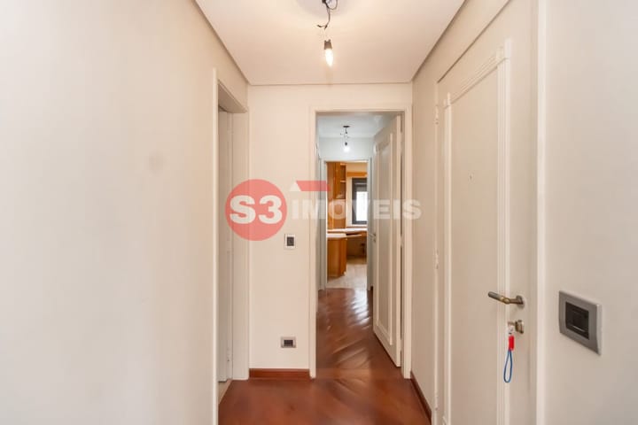 Apartamento à venda com 3 quartos, 136m² - Foto 27