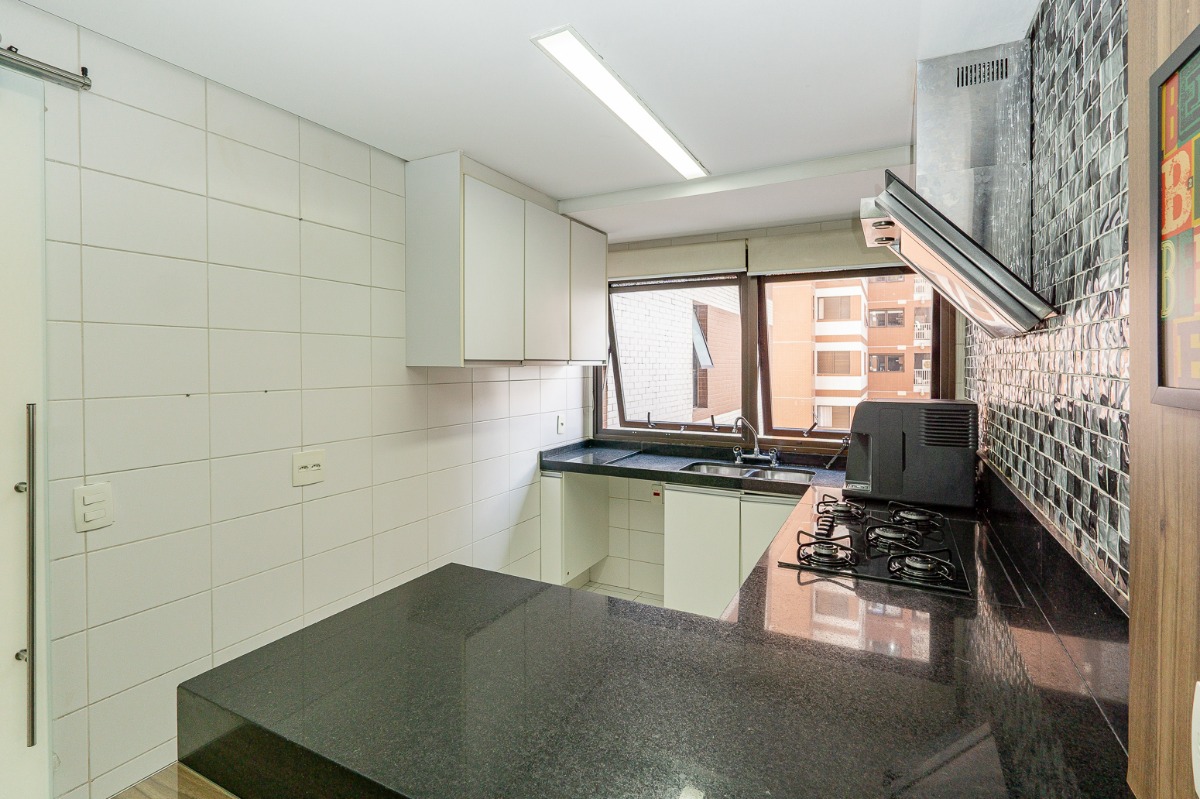 Apartamento à venda com 3 quartos, 167m² - Foto 38