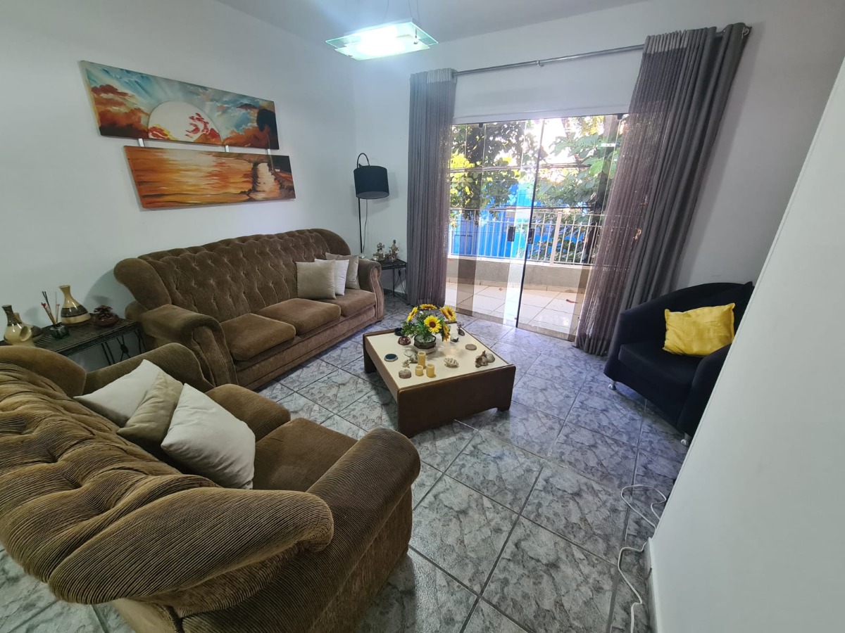 Casa à venda com 3 quartos, 148m² - Foto 4