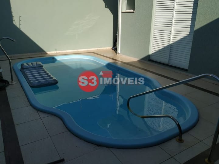 Casa à venda com 4 quartos, 180m² - Foto 23