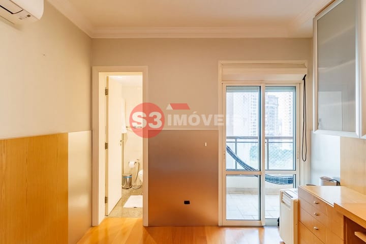 Apartamento à venda com 3 quartos, 225m² - Foto 28