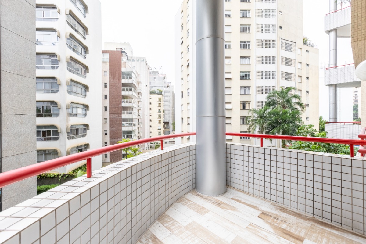 Apartamento à venda com 3 quartos, 173m² - Foto 8