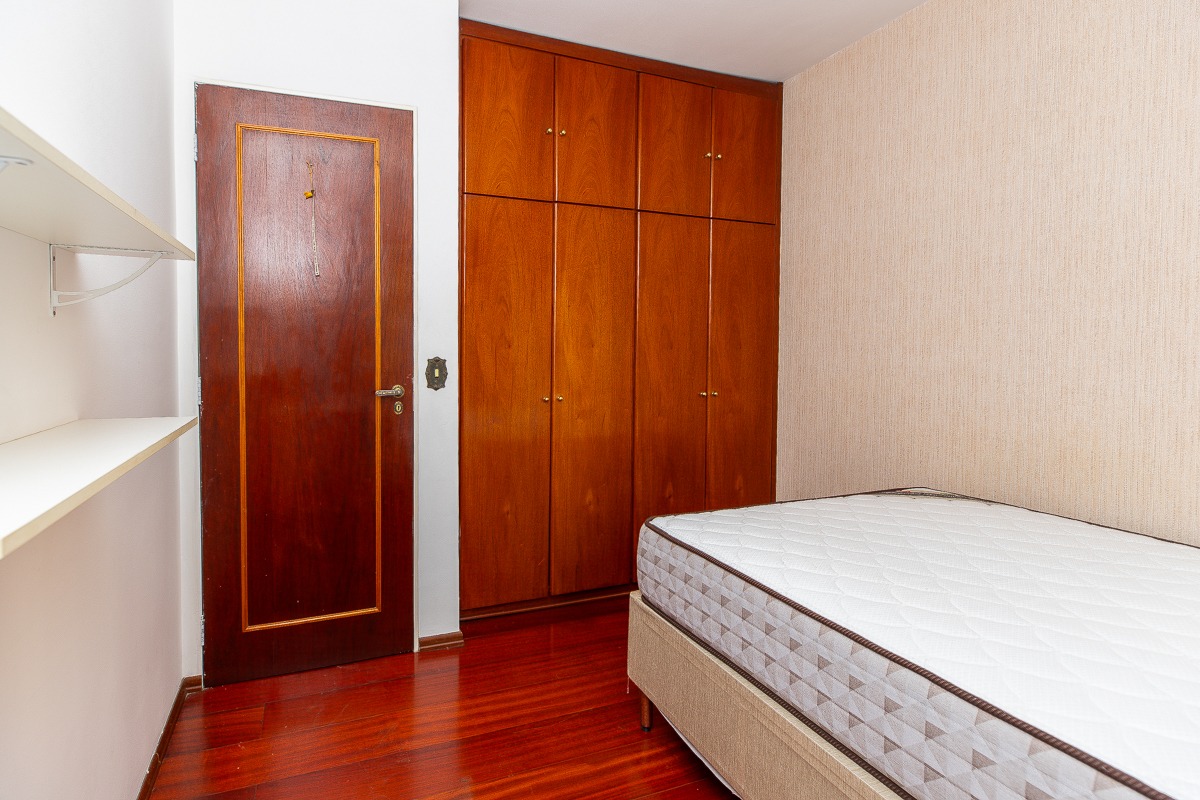 Apartamento à venda com 2 quartos, 57m² - Foto 11