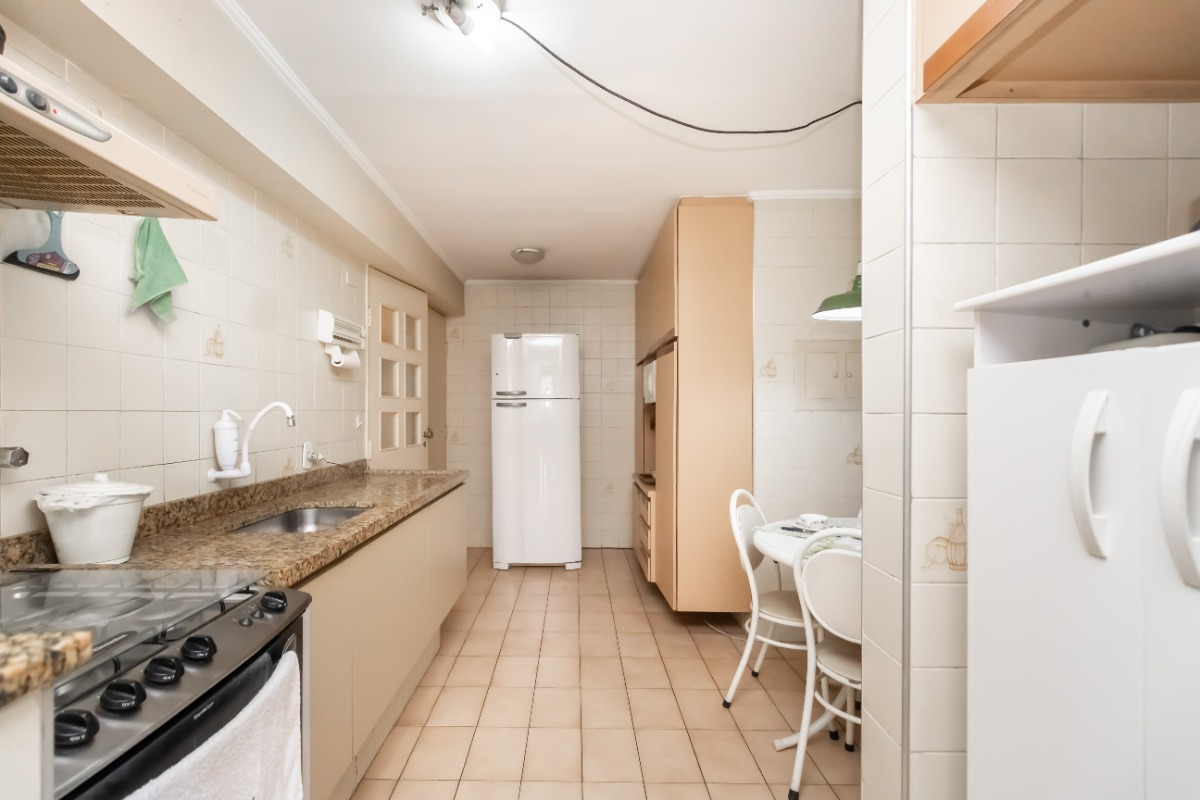 Apartamento à venda com 3 quartos, 96m² - Foto 7