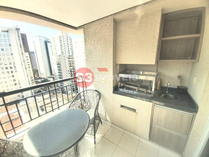 Apartamento para alugar com 2 quartos, 72m² - Foto 2