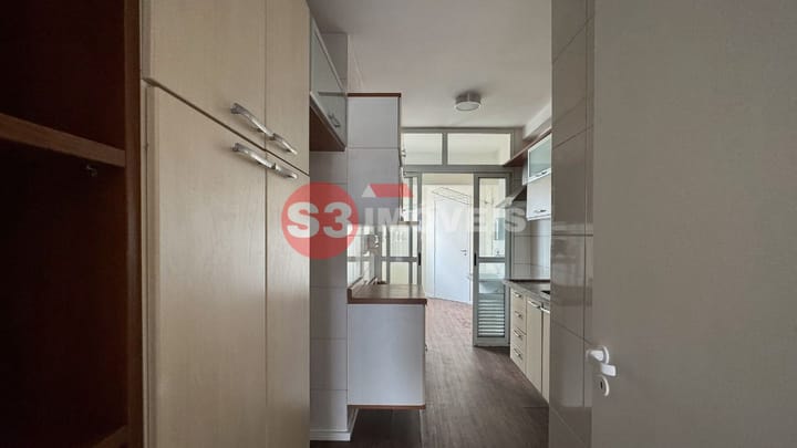 Apartamento à venda com 3 quartos, 95m² - Foto 9