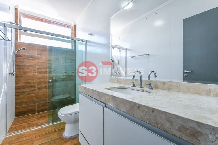 Casa à venda com 4 quartos, 240m² - Foto 28