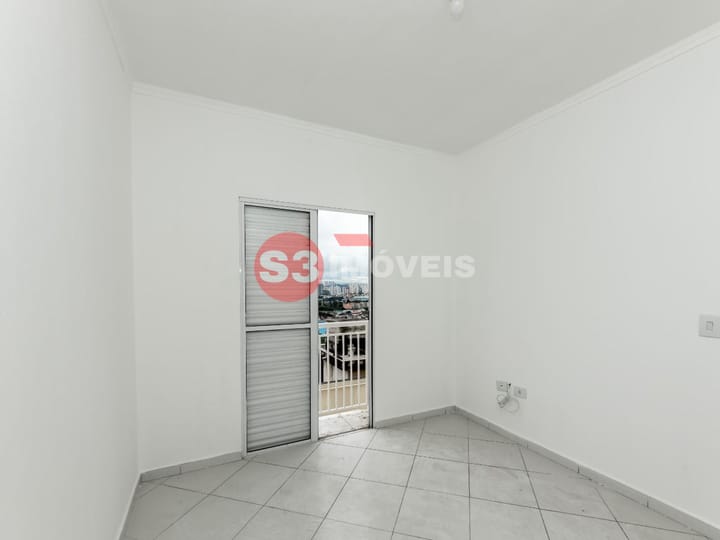 Casa à venda com 2 quartos, 78m² - Foto 11