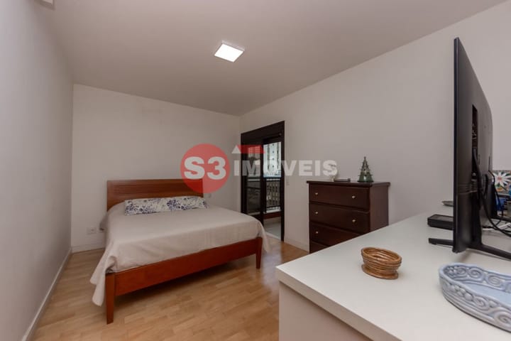 Apartamento à venda com 4 quartos, 208m² - Foto 8