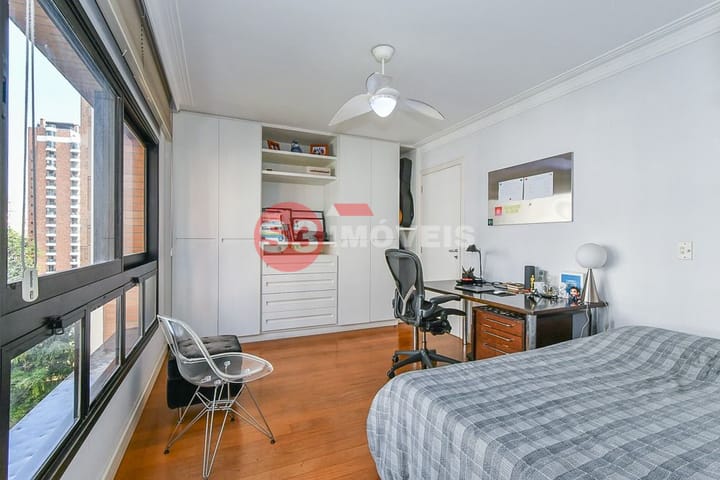 Apartamento à venda com 3 quartos, 247m² - Foto 31