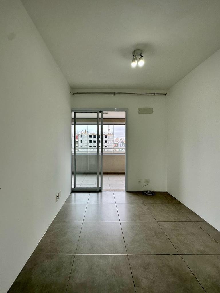 Apartamento à venda com 2 quartos, 67m² - Foto 5