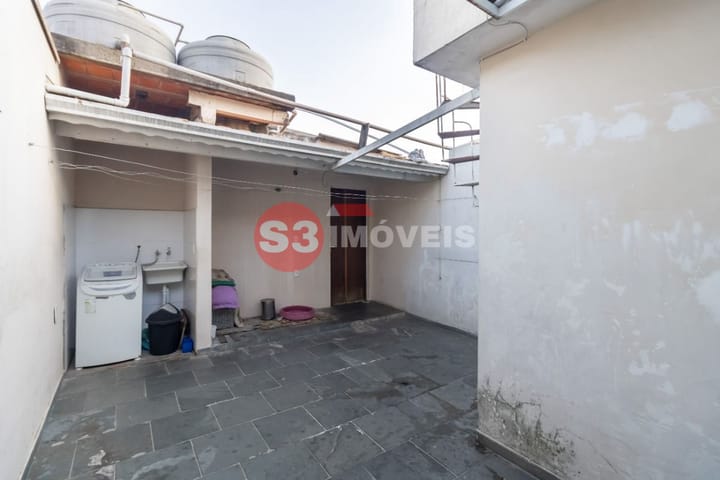 Casa à venda com 3 quartos, 221m² - Foto 20