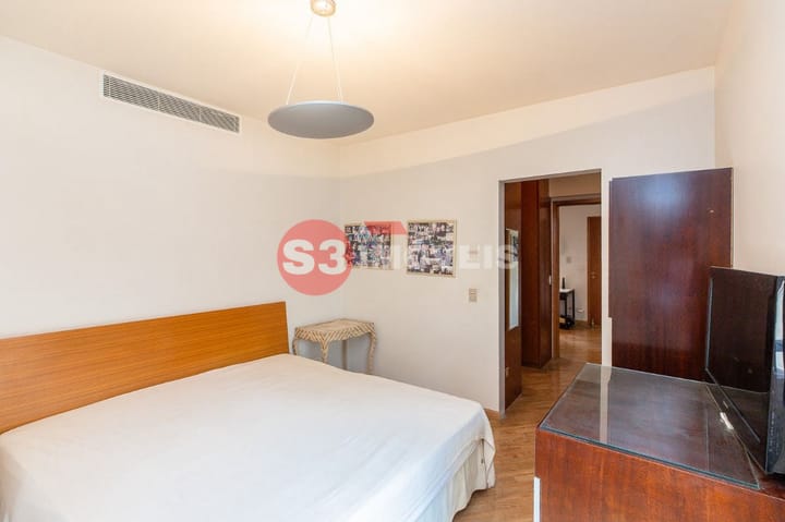 Apartamento à venda com 3 quartos, 219m² - Foto 37