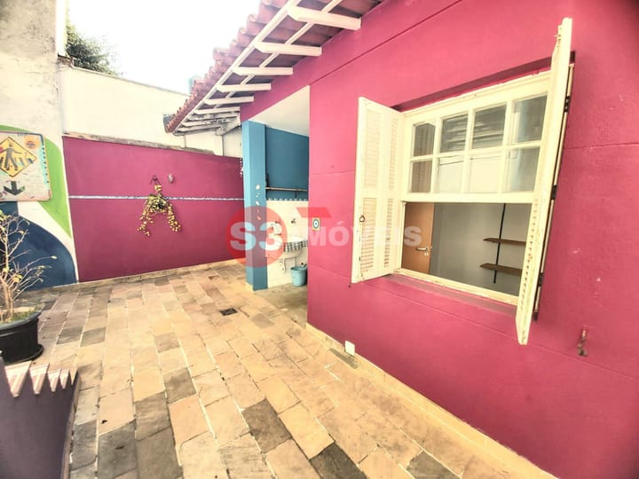 Casa à venda com 2 quartos, 60m² - Foto 9