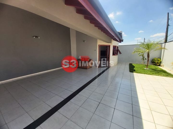 Casa à venda com 3 quartos, 177m² - Foto 5