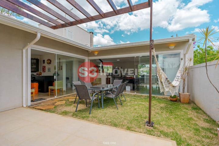 Casa de Condomínio à venda com 4 quartos, 209m² - Foto 16