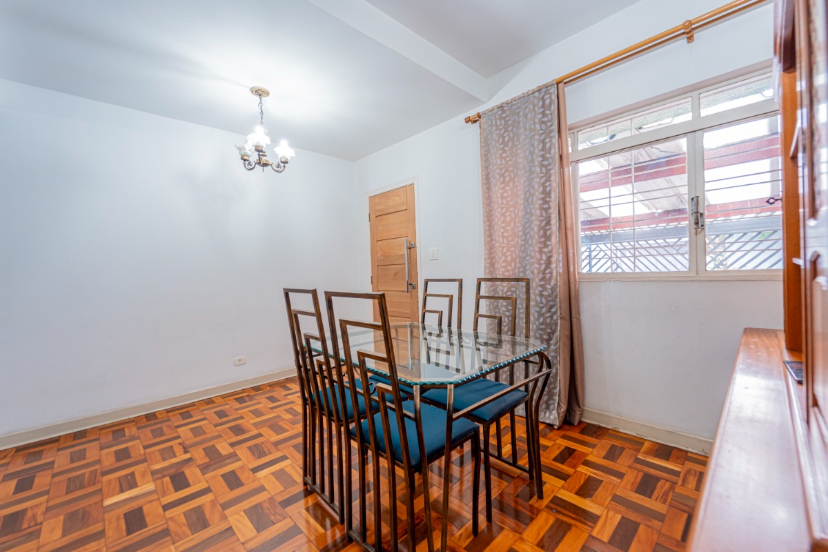 Casa à venda com 3 quartos, 180m² - Foto 4