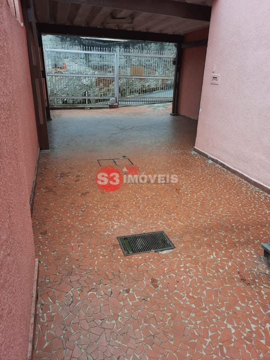 Casa à venda com 5 quartos, 200m² - Foto 19