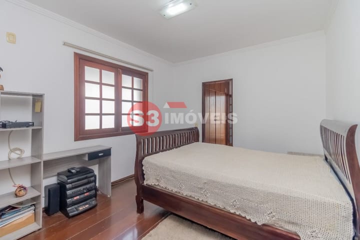 Casa à venda com 4 quartos, 219m² - Foto 13