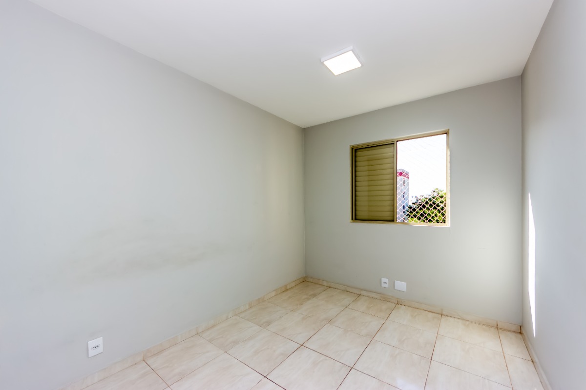 Apartamento à venda com 3 quartos, 61m² - Foto 7