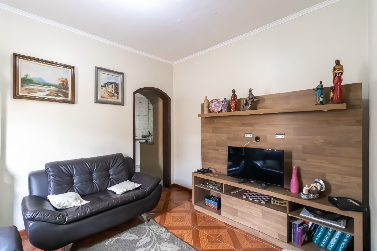 Casa à venda com 4 quartos, 260m² - Foto 3