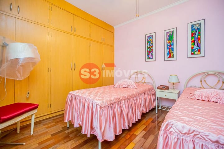 Casa à venda com 3 quartos, 240m² - Foto 30