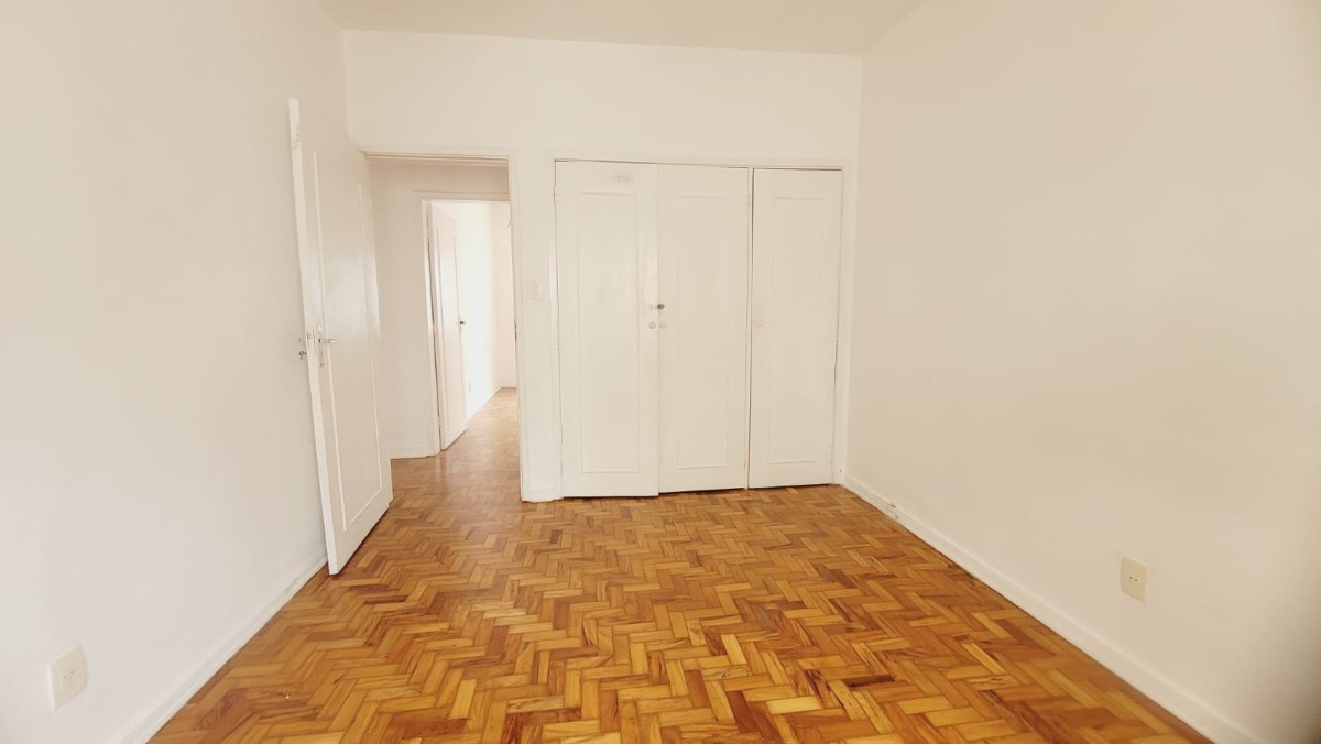 Apartamento à venda com 3 quartos, 110m² - Foto 15