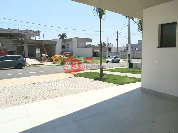 Casa de Condomínio à venda com 3 quartos, 212m² - Foto 40