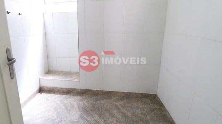 Casa à venda com 2 quartos, 140m² - Foto 11