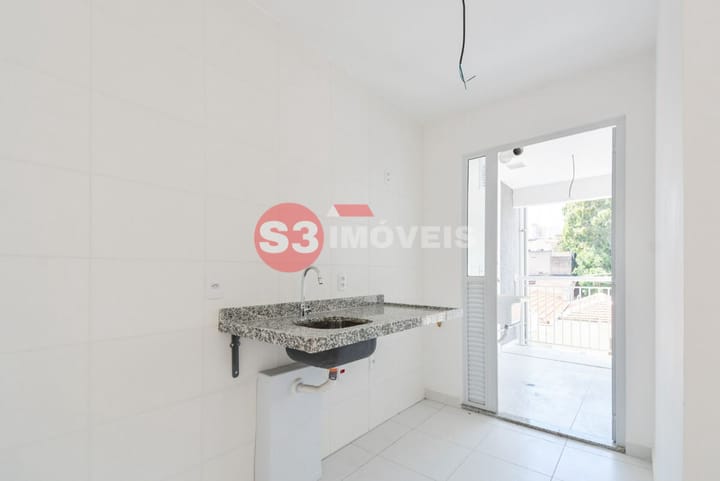 Apartamento à venda com 2 quartos, 66m² - Foto 13