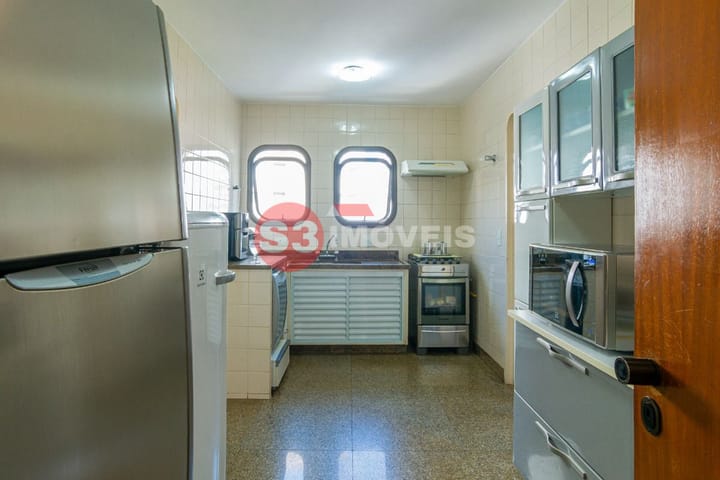 Apartamento à venda com 3 quartos, 177m² - Foto 22