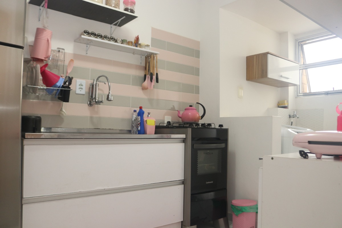 Apartamento à venda com 2 quartos, 48m² - Foto 7