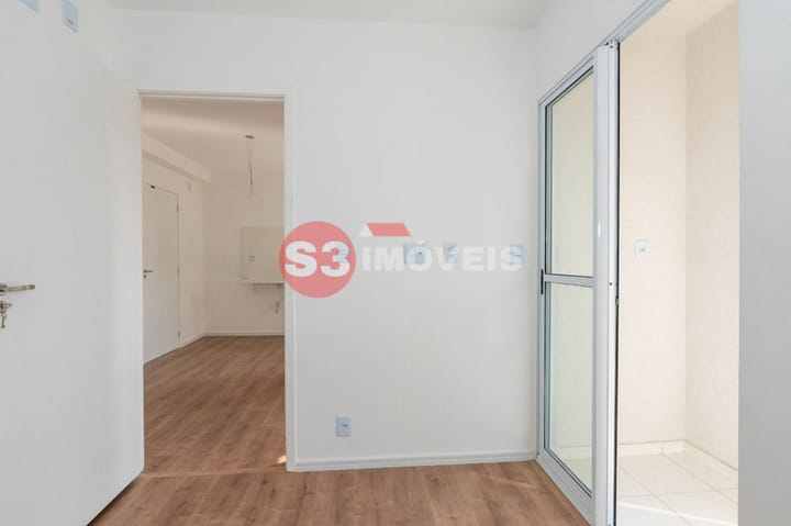 Apartamento à venda com 2 quartos, 30m² - Foto 19