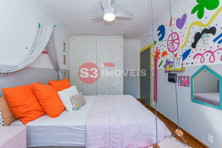 Casa à venda com 4 quartos, 240m² - Foto 26